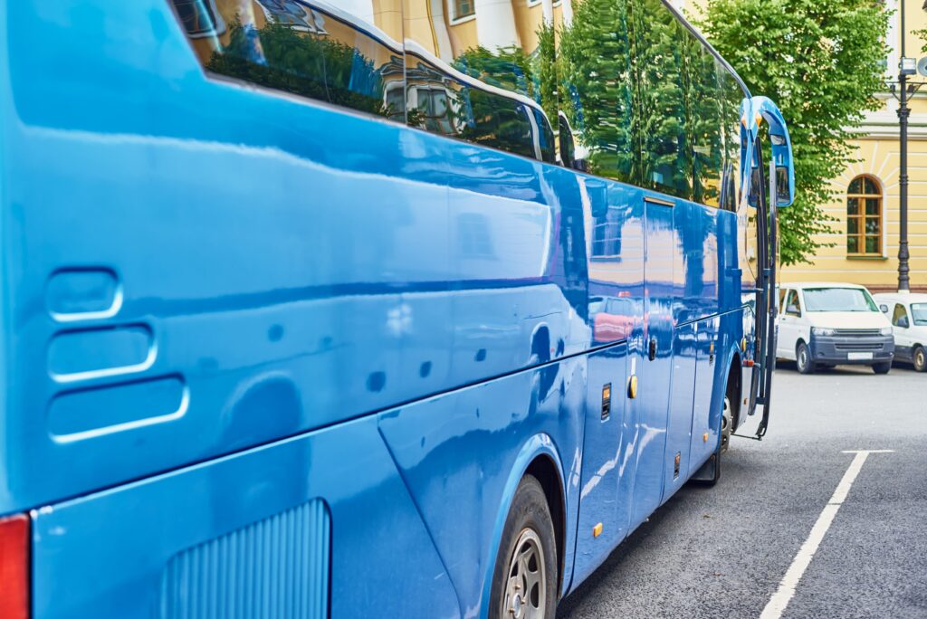 Agosto cierra con un 18,4% menos de matriculaciones de autobuses y confirma la caída anual