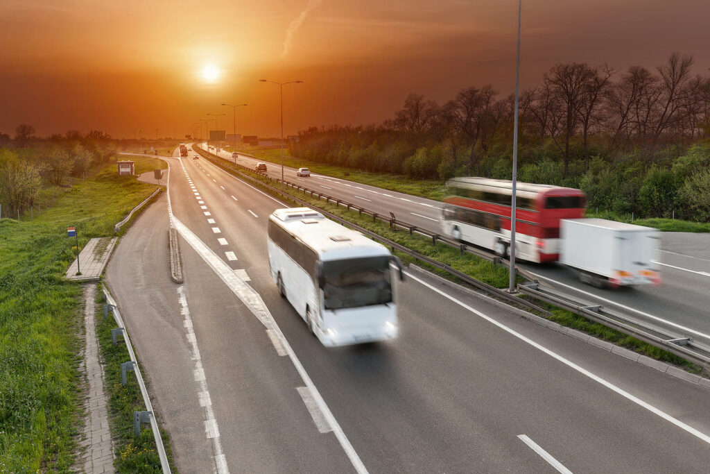 Matriculaciones de autobuses y autocares de octubre de 2025
